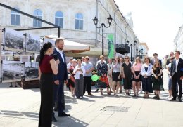 Фотовыставка в честь 130-летия трамвайного движения открылась в Нижнем Новгороде Фотовыставка в честь 130-летия трамвайного движения открылась в Нижнем Новгороде