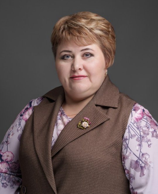 Амосова Елена Евгеньевна Амосова Елена Евгеньевна
